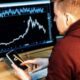 Fidelity 책임자는 자산 관리자가 Bitcoin '교육 모드'에 있다고 말합니다.