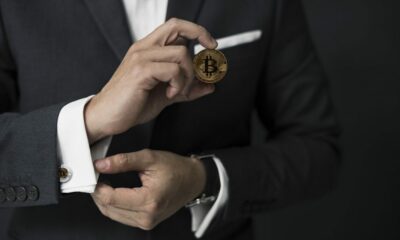 MicroStrategy는 이사회에 Bitcoin으로 지불합니다.